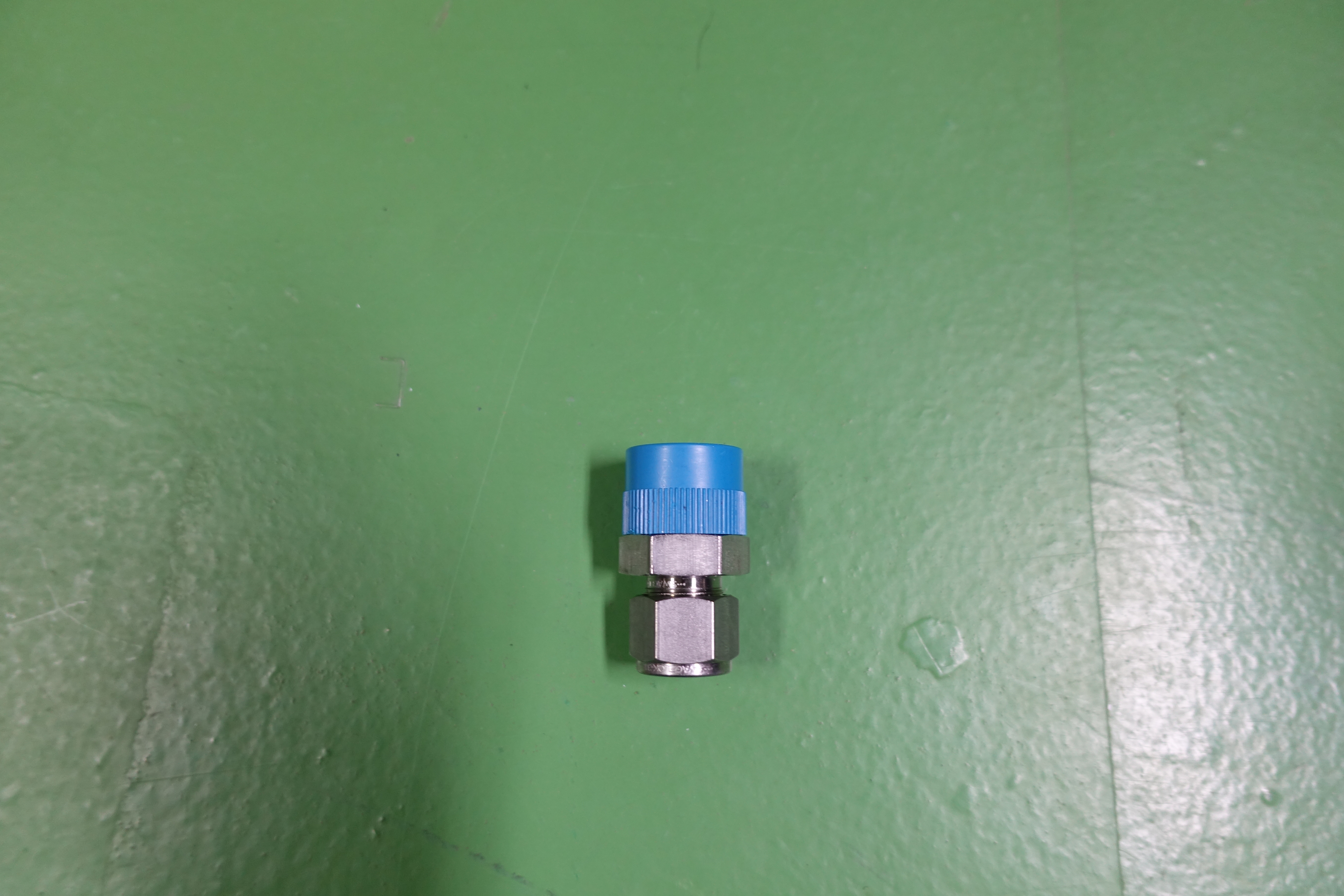 CONNECTOR,COMPR TYPE,STR,3/4IN,SS-810-1+ thumbnail