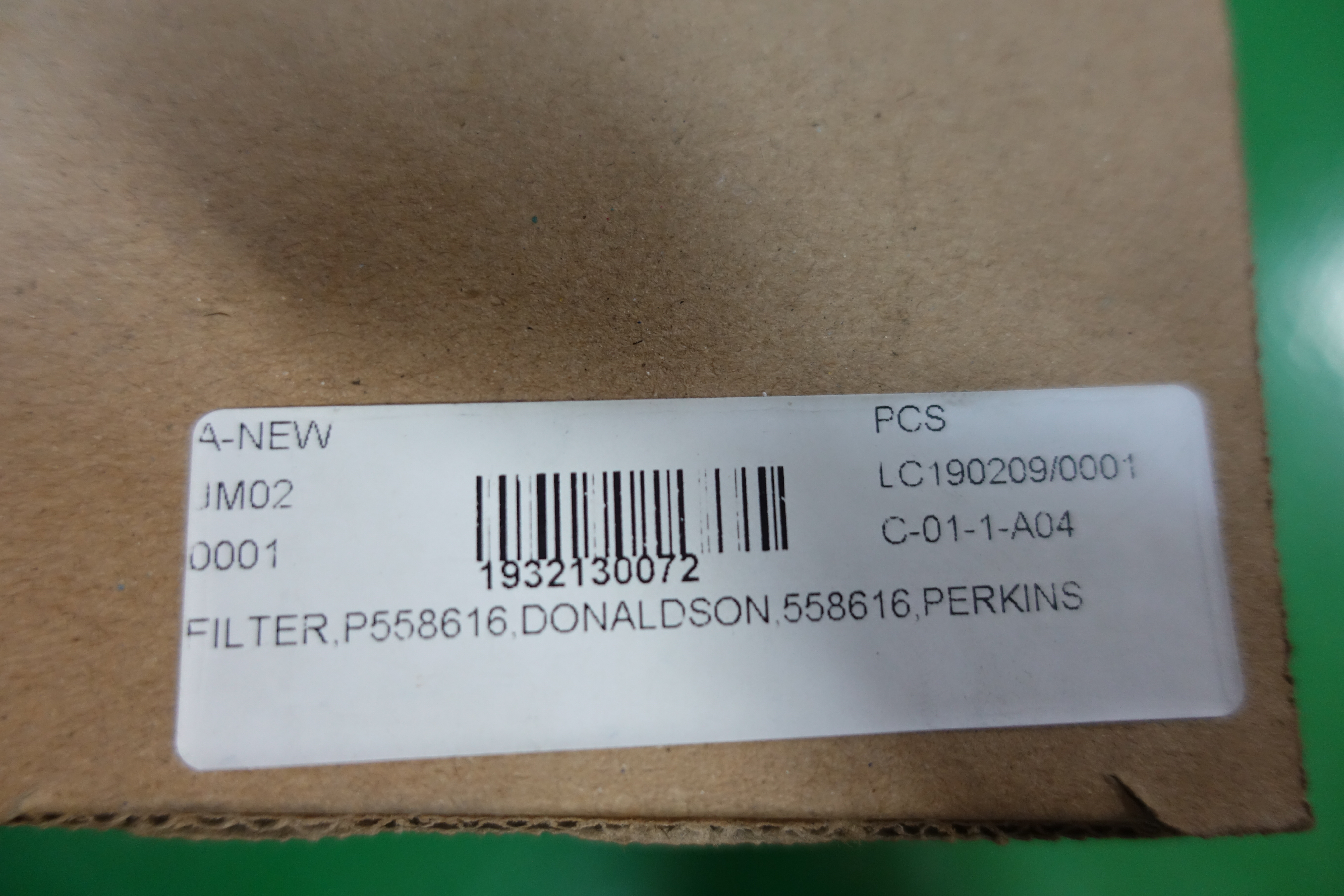 FITERS,FUEL,SPIN-ON,3.66X5.35IN,P558616 thumbnail