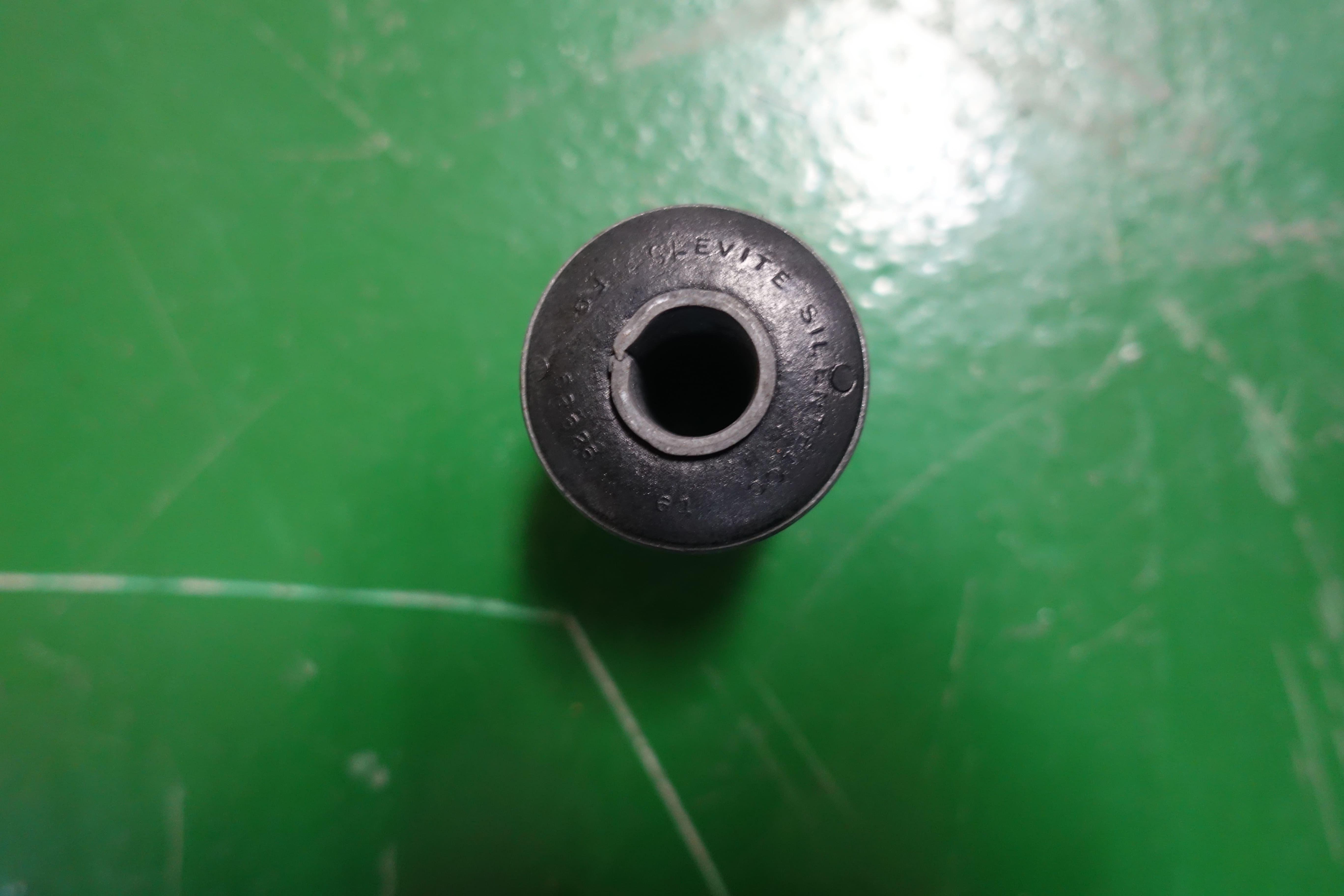 ISOLATOR ARM,AM117777 thumbnail