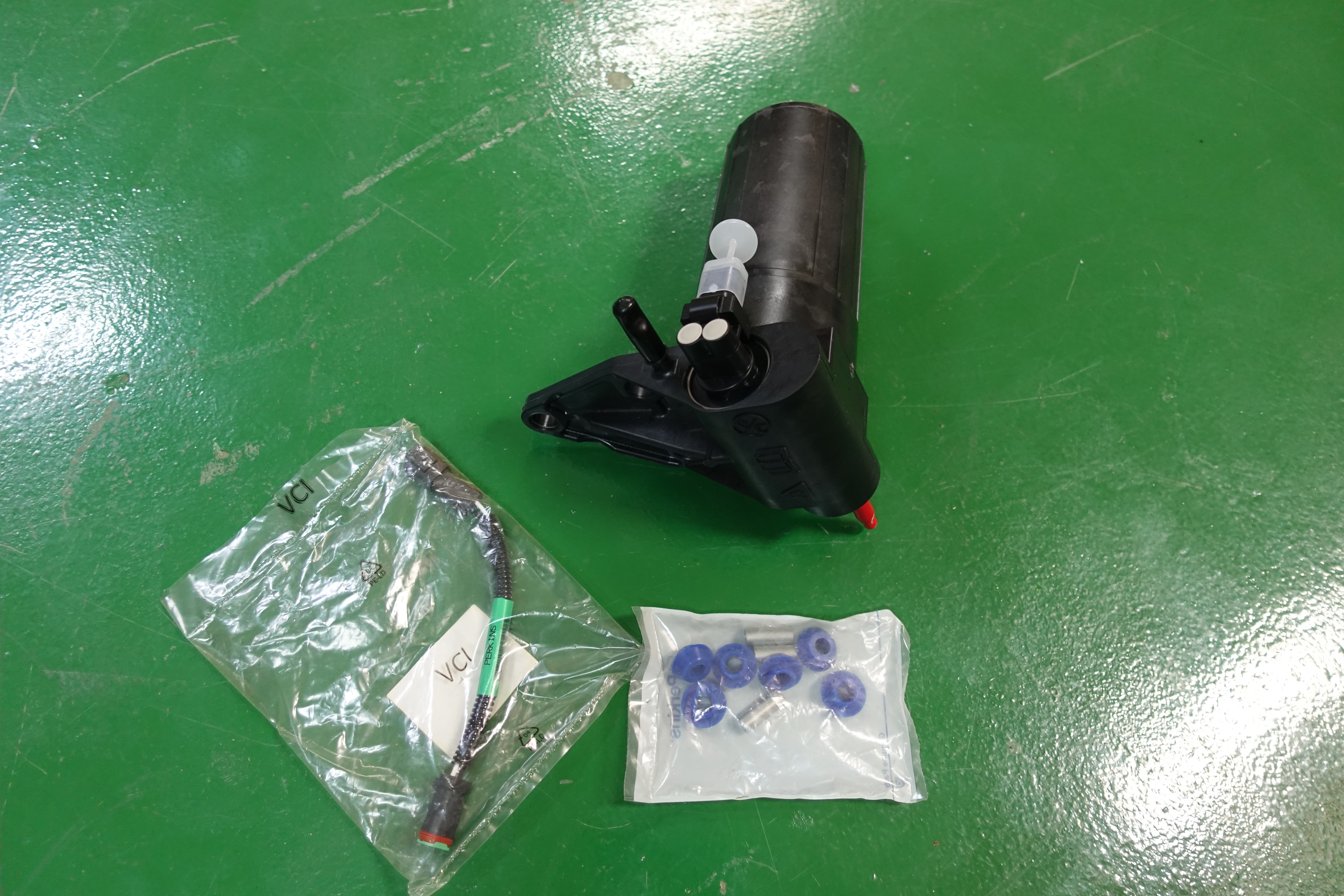 PUMP,FUEL LIFT,4132A018-018B thumbnail