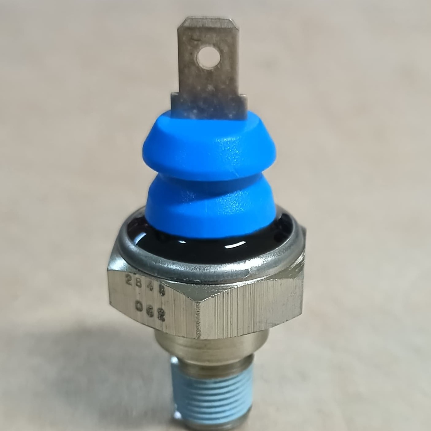 SWITCH,PRESSURE,OIL,2848062 thumbnail