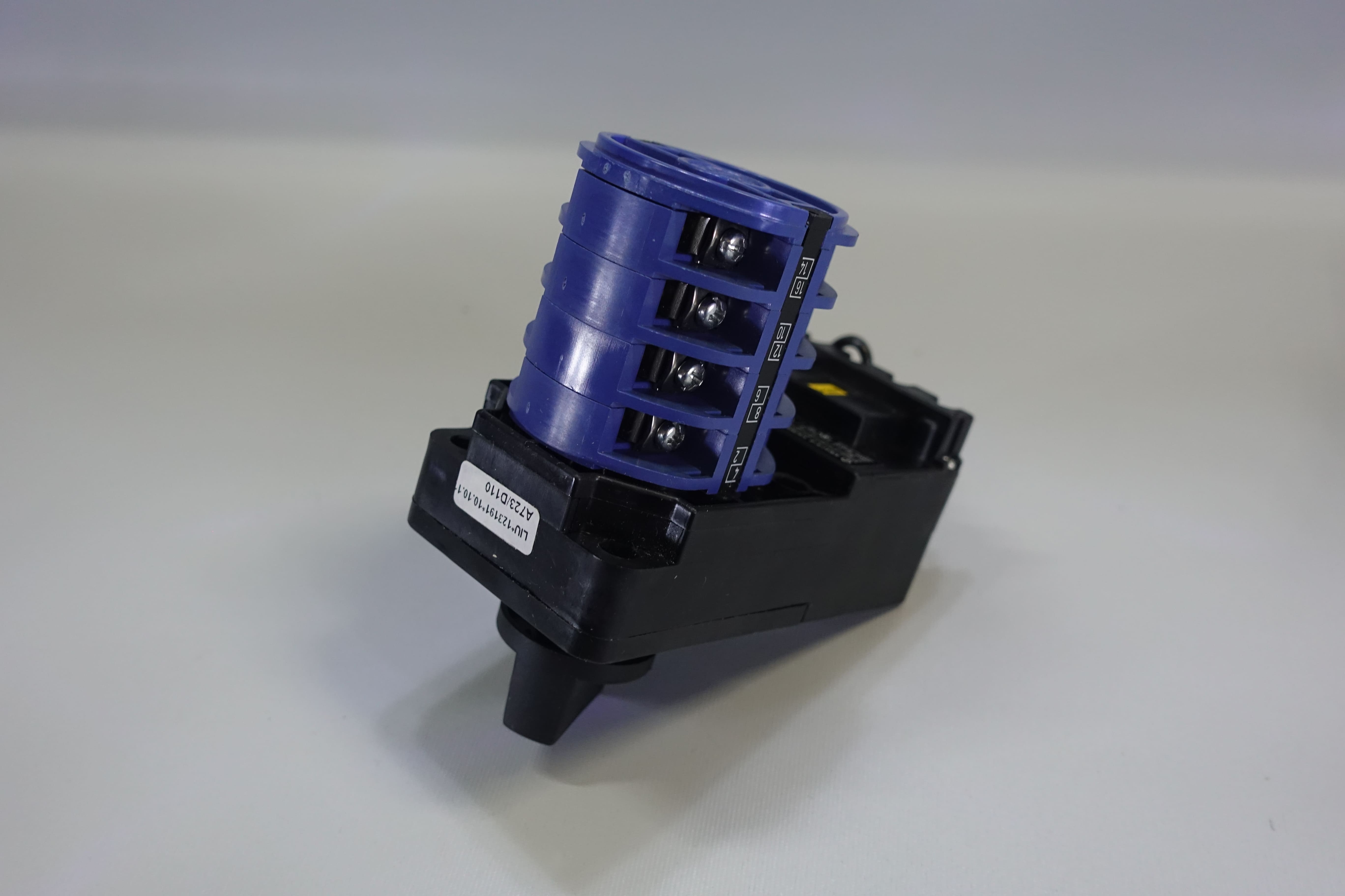 SWITCH,C26L-723,SCHNEIDER thumbnail