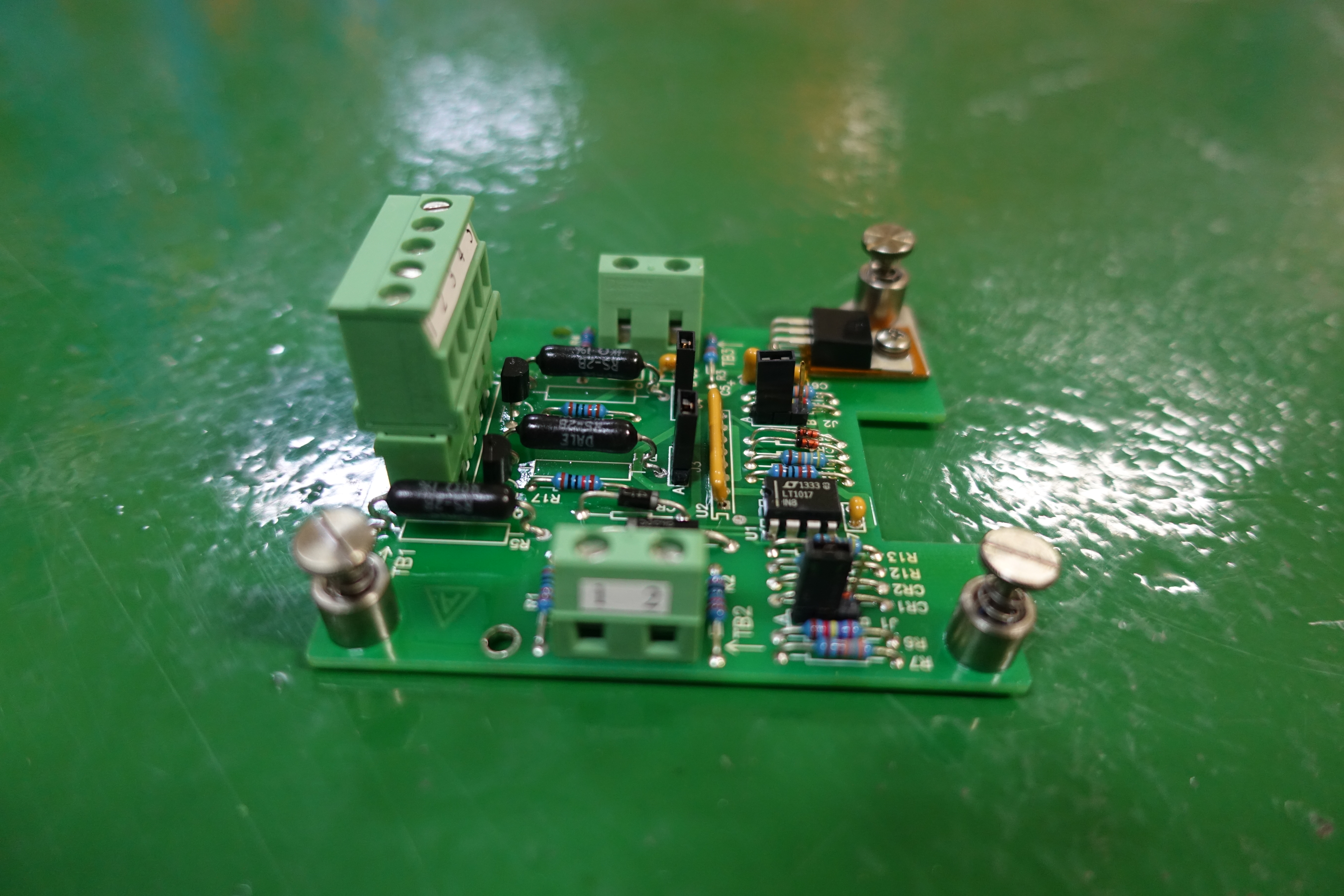 AMPLIFIER,INST,DUAL CHANNEL PREAMP,230+