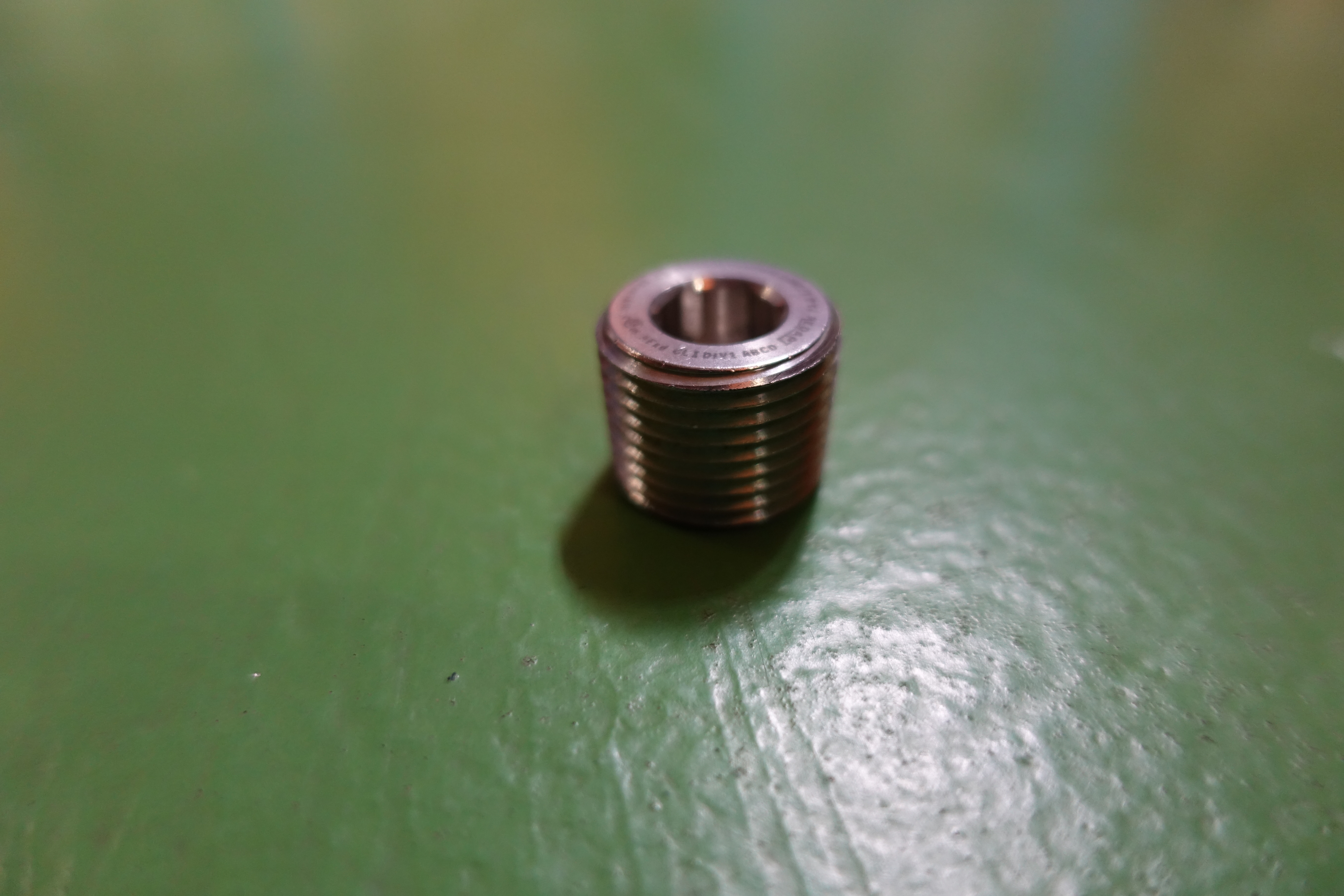 PLUG,THRD,SS,NPT,1/2IN thumbnail