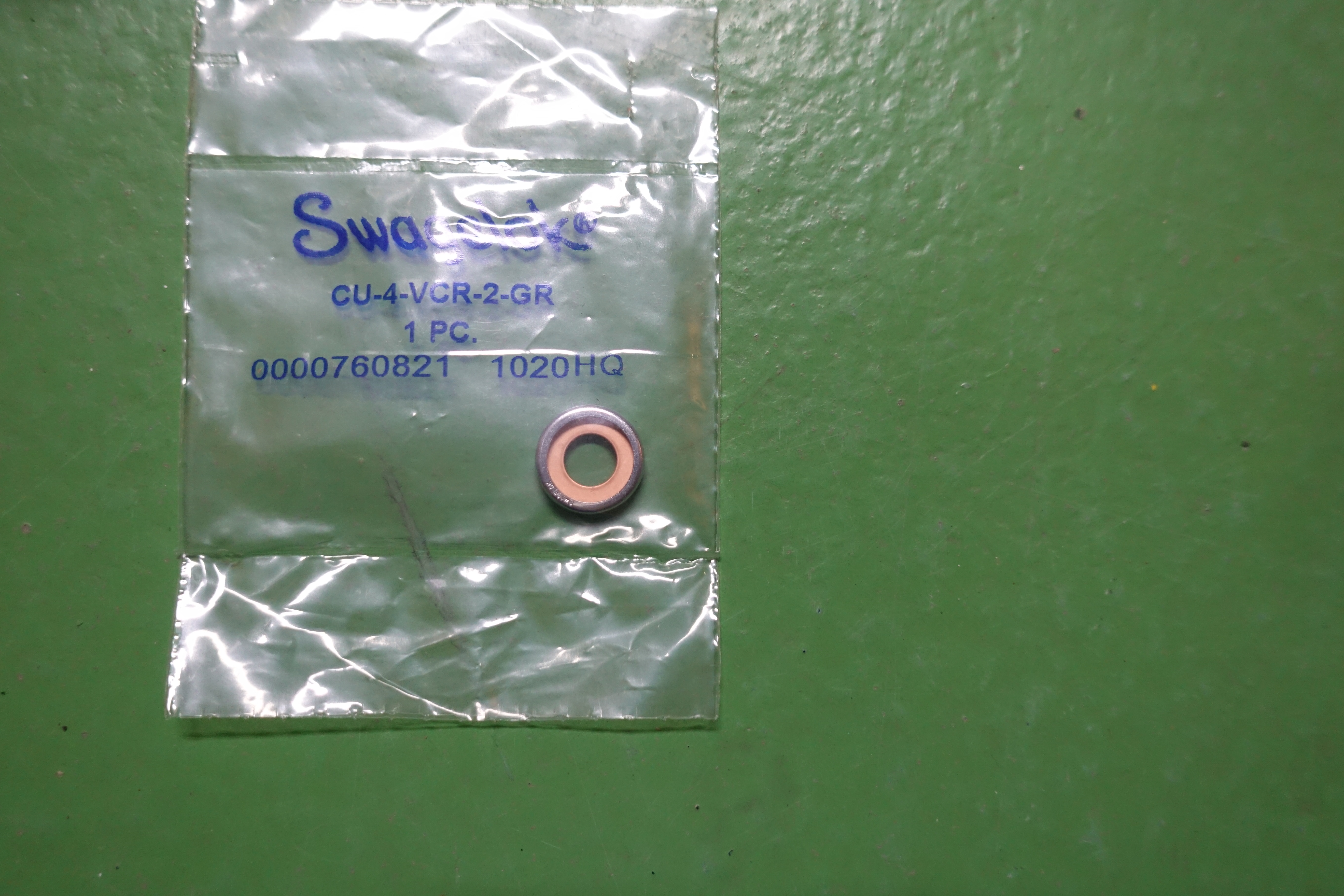 FERRULE,COMPR TYPE,FRNT,PERFLUOROALKOXY thumbnail