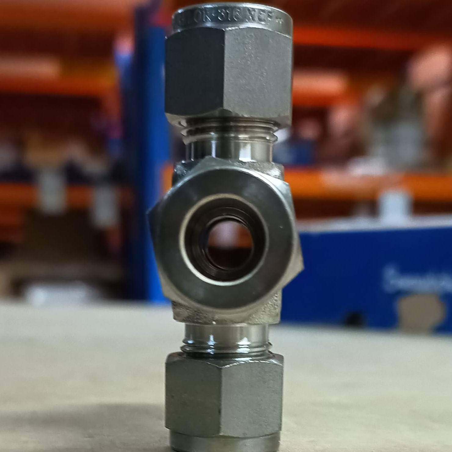 CROSSES,COMPR TYPE,SS316,UNION,SS-600-4 thumbnail