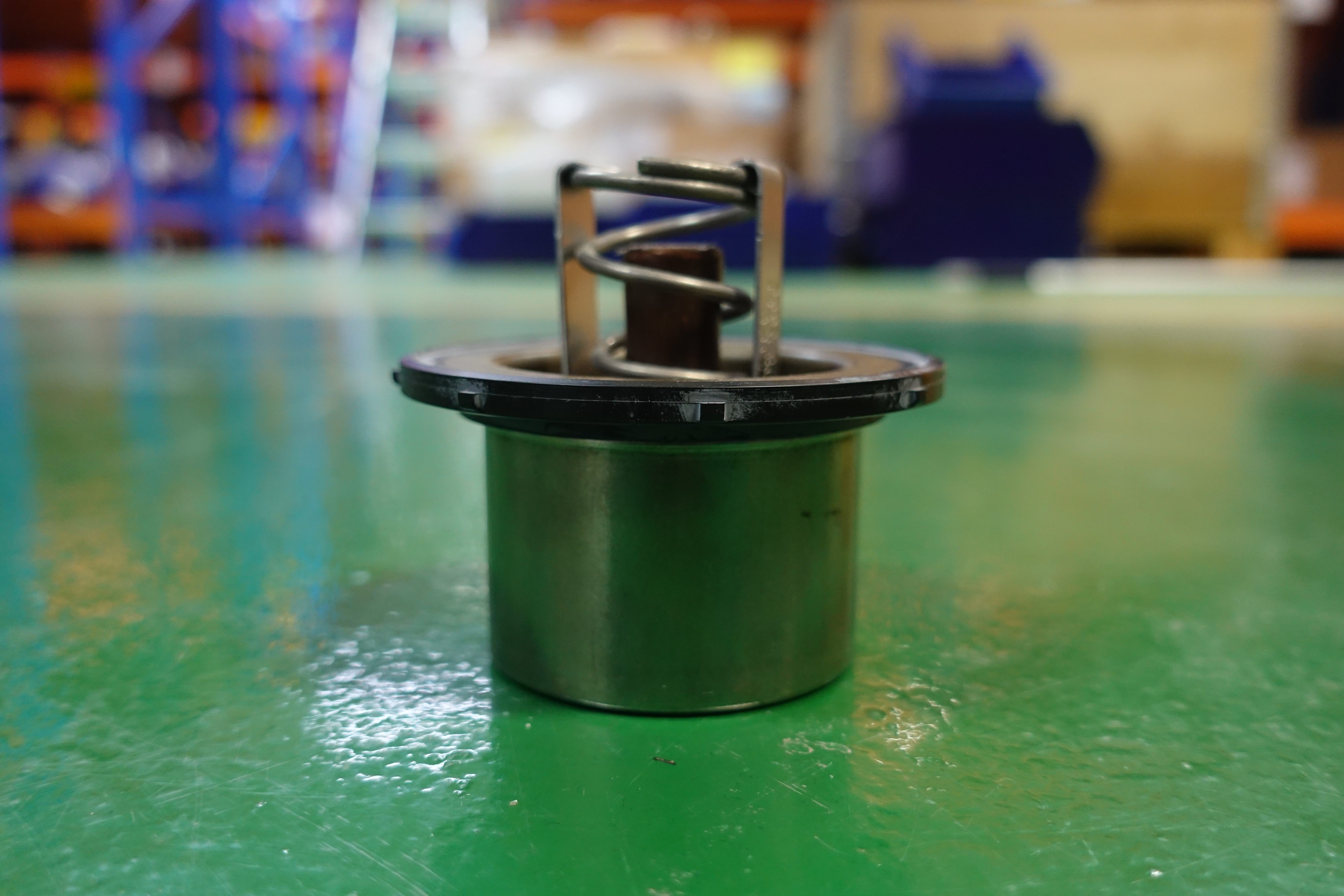 THERMOSTAT,4973373,CUMMINS thumbnail