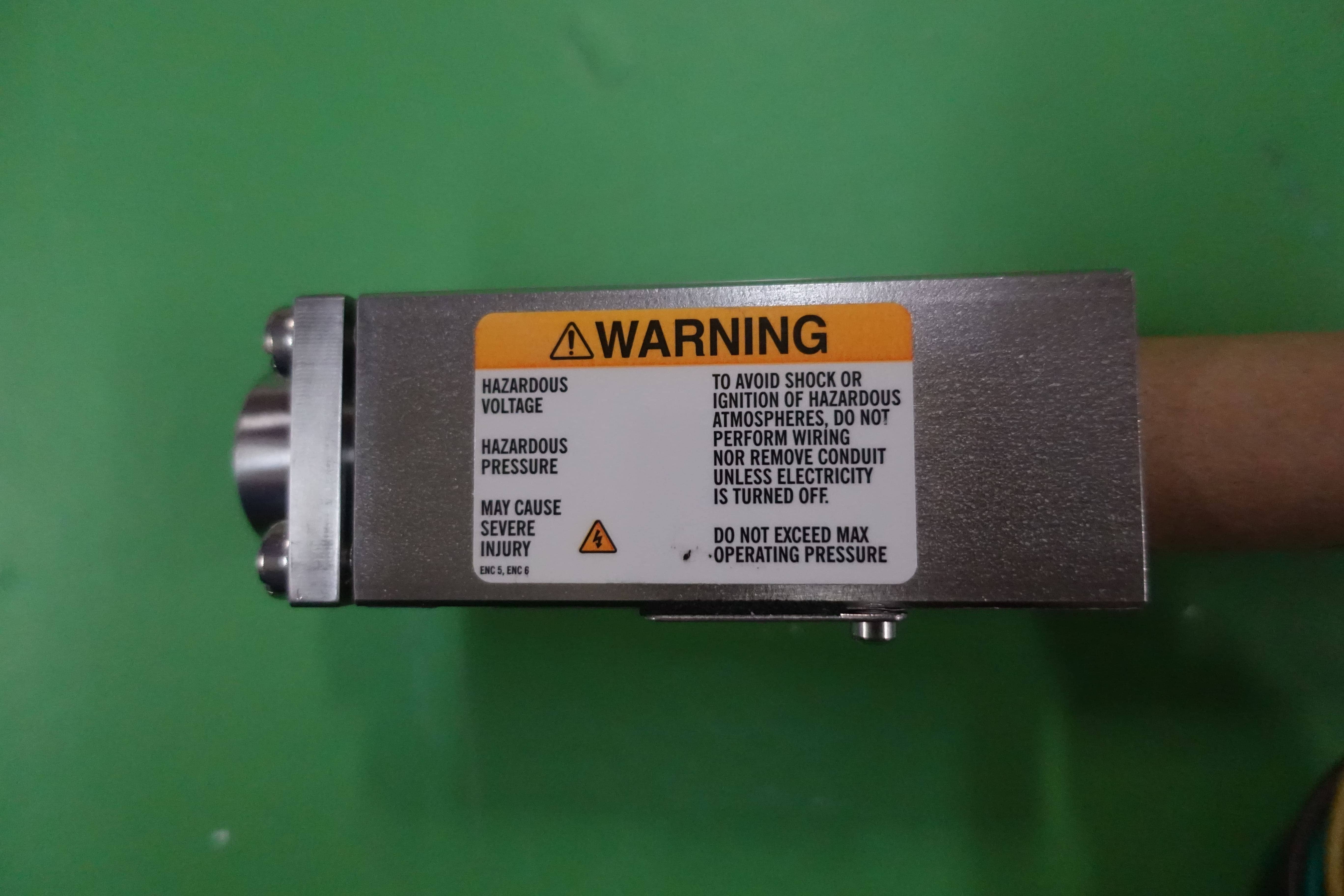 SWITCH,PRESS,125-250VAC,DPDT,132P41CC6H thumbnail