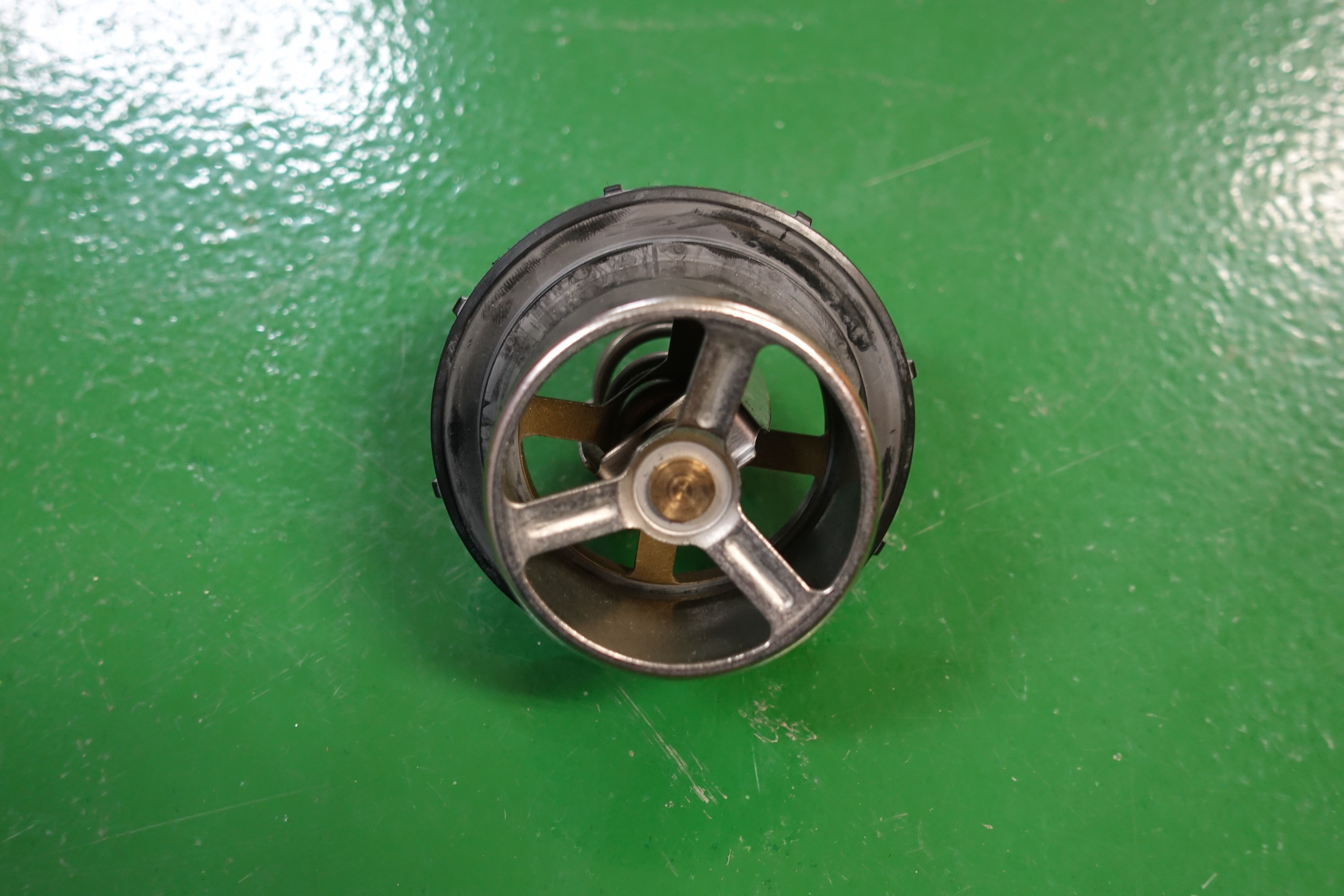 THERMOSTAT,4973373,CUMMINS thumbnail