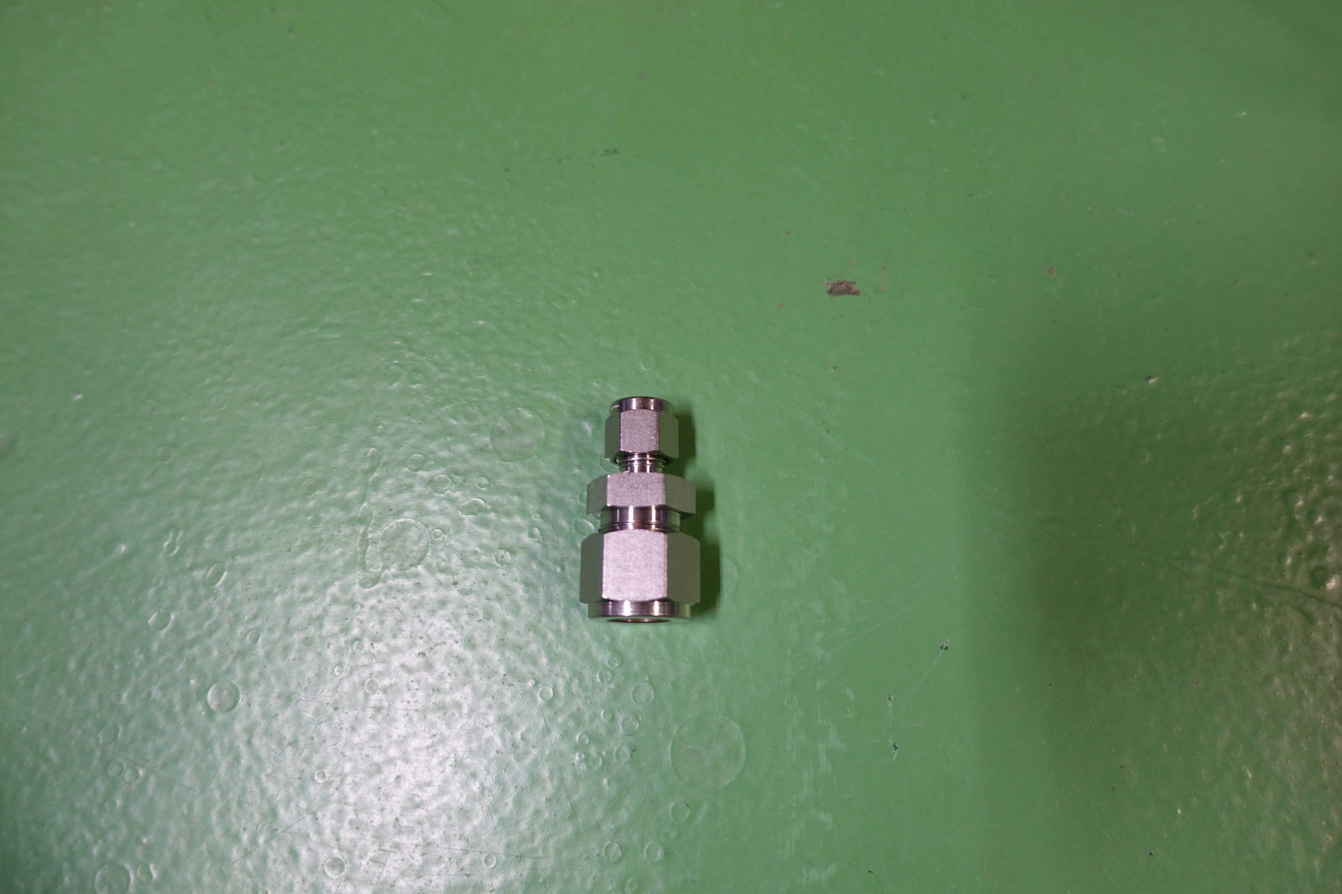 UNION,COMPR TYPE,TBE,1/2X1/4,SS-810-6-4 thumbnail