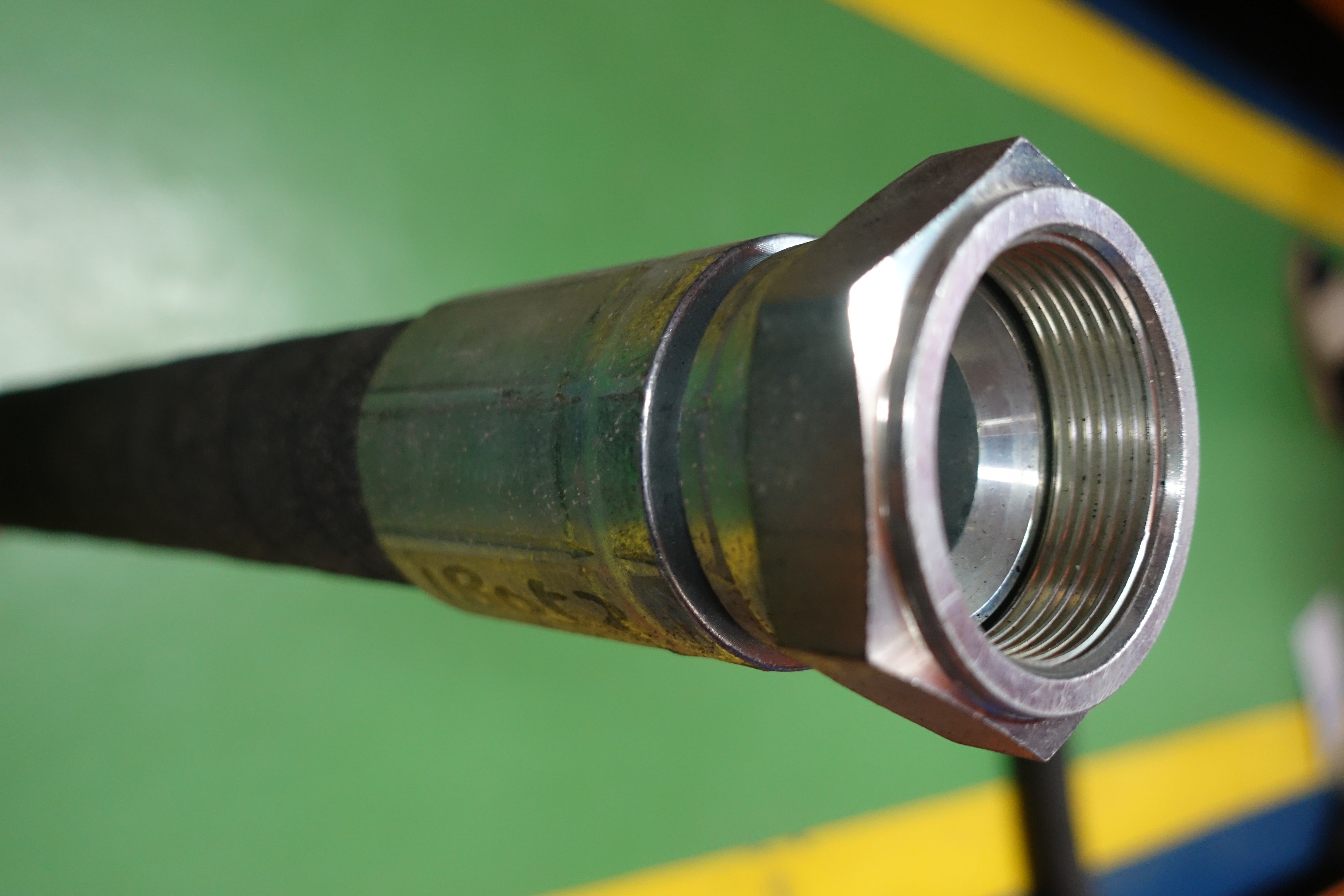HOSE,OIL OUT,22991913,INGERSOLL RAND thumbnail