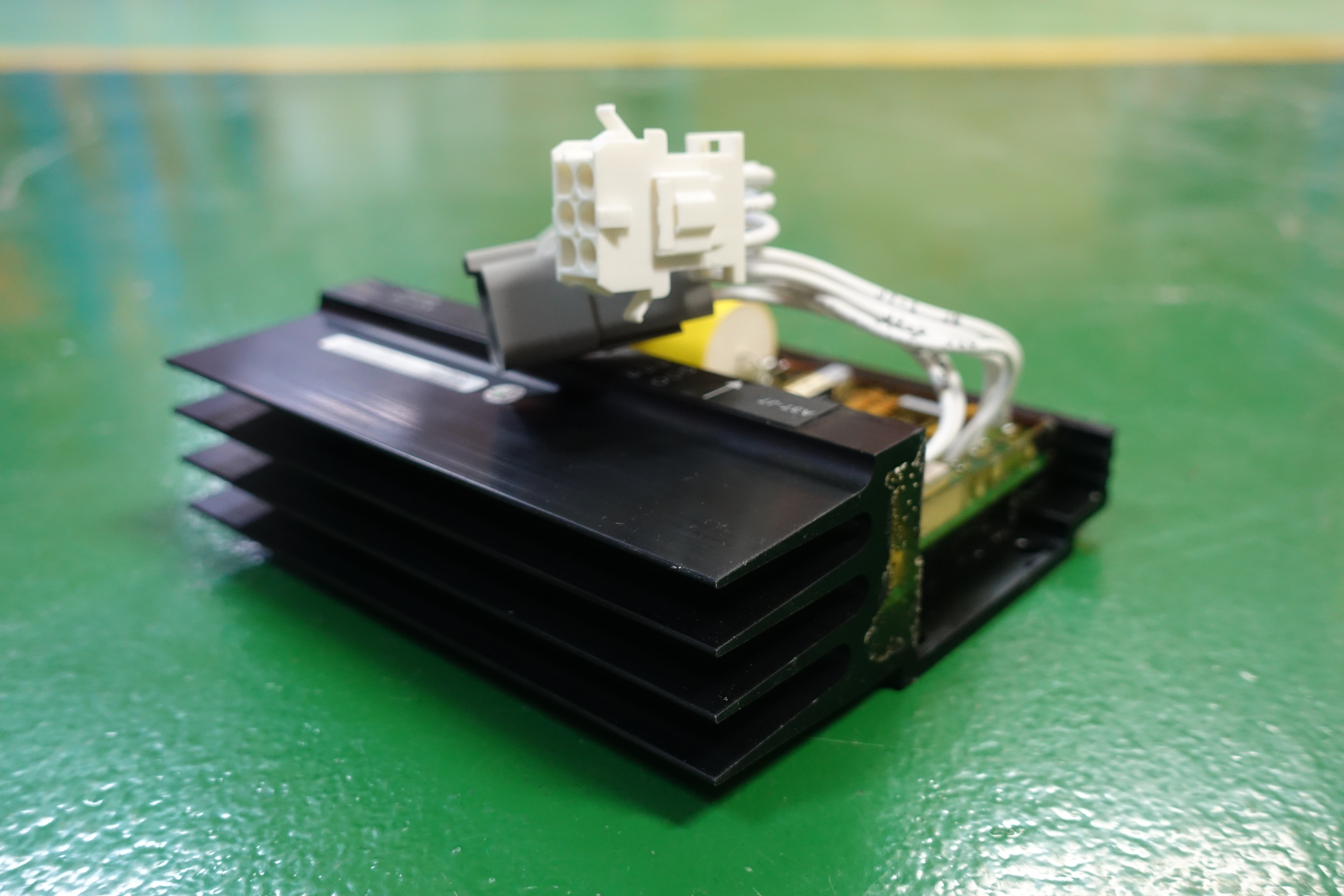 REGULATOR,AUTO VOLT,24V,300-4306,CUMMINS thumbnail