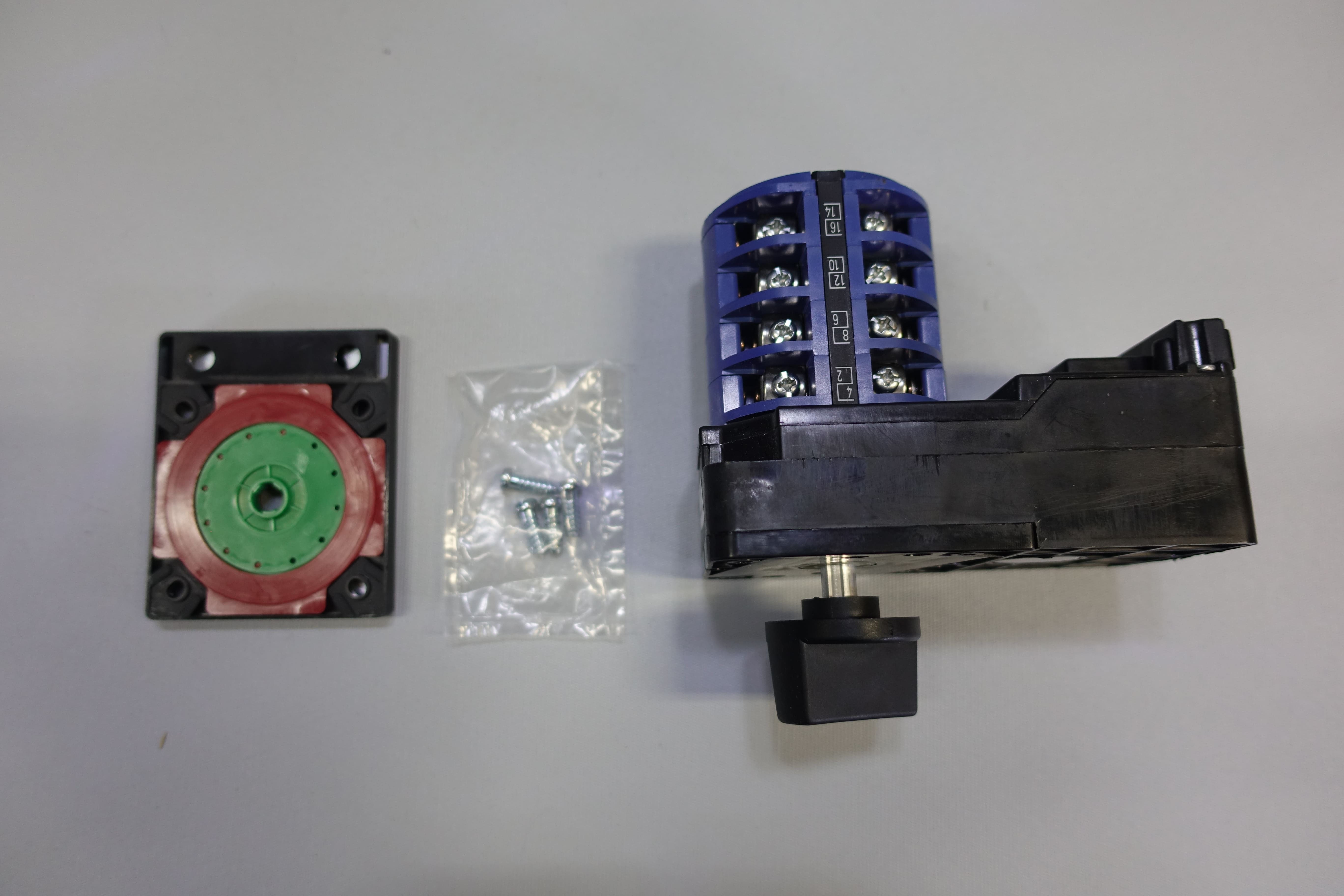 SWITCH,C26L-723,SCHNEIDER thumbnail