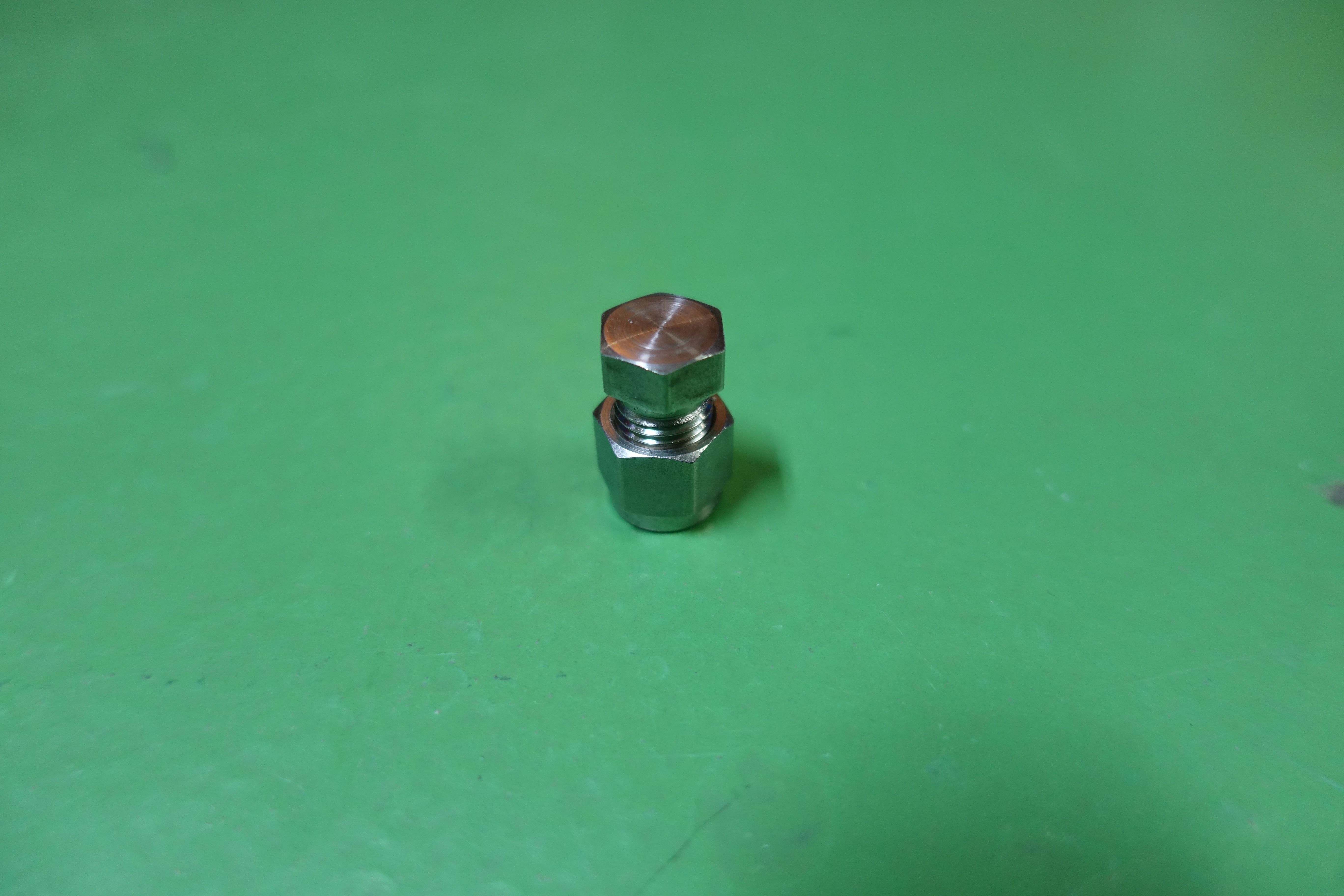 CAP,COMPR TYPE,SS316,2IN,SS-400-C thumbnail