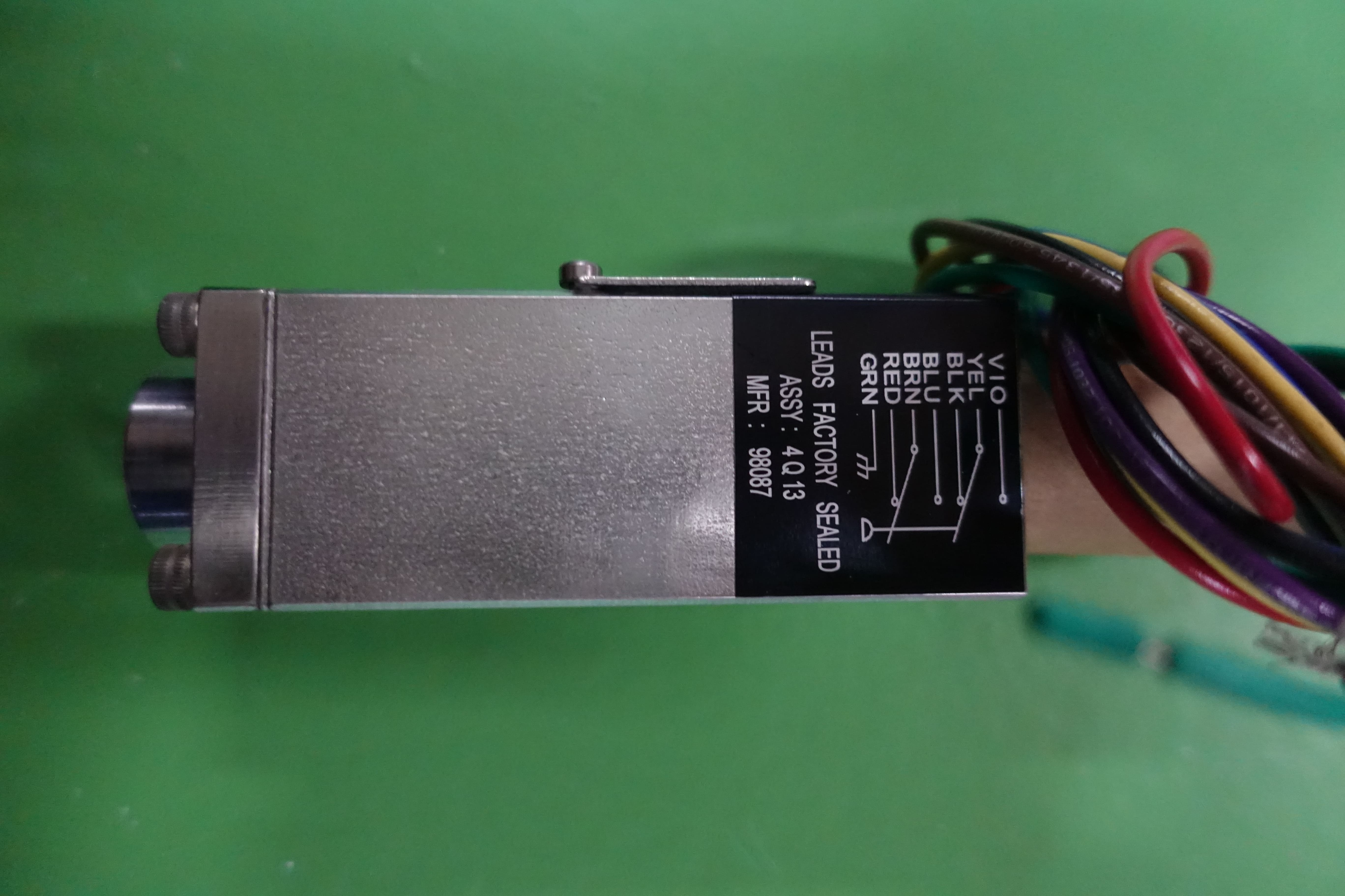 SWITCH,PRESSURE,11A AT 125/250VAC,DPDT,+ thumbnail