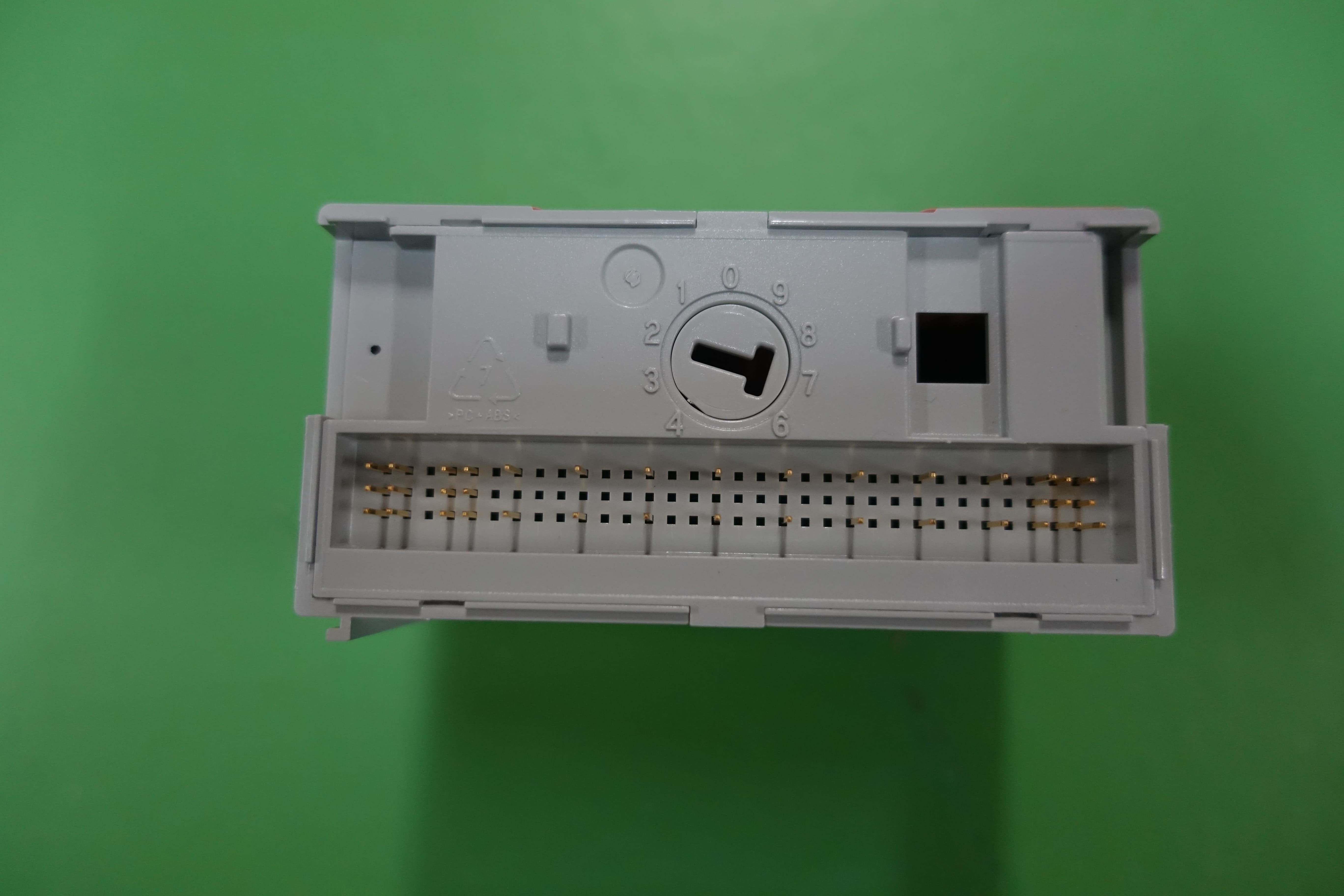 MODULE,DIGITAL,OUTPUT 8 CH,1794-OB8EP/A thumbnail