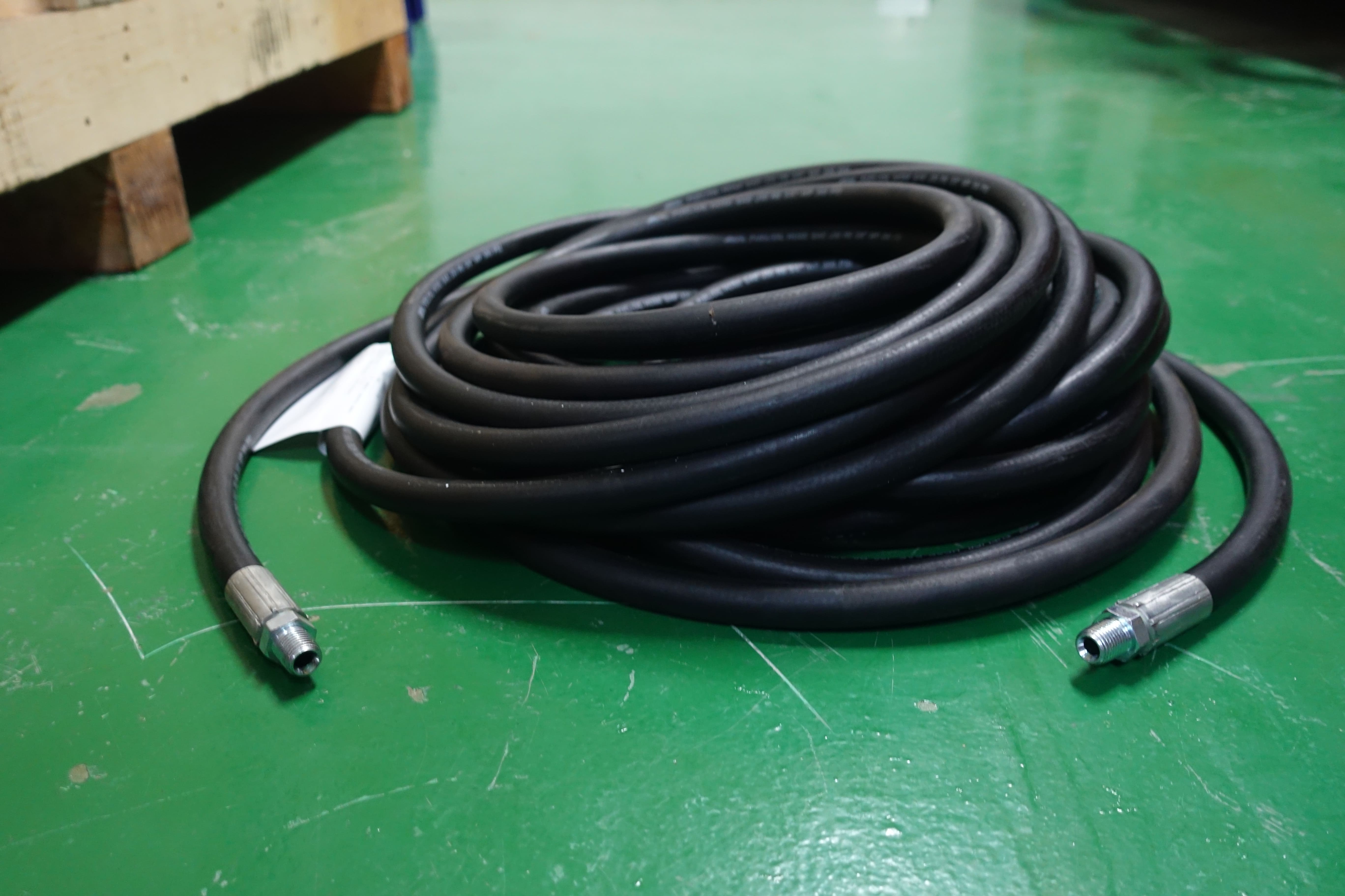 HOSE FLEXIBLE,MULTIPROPOSE,TPR3/8,300PSI