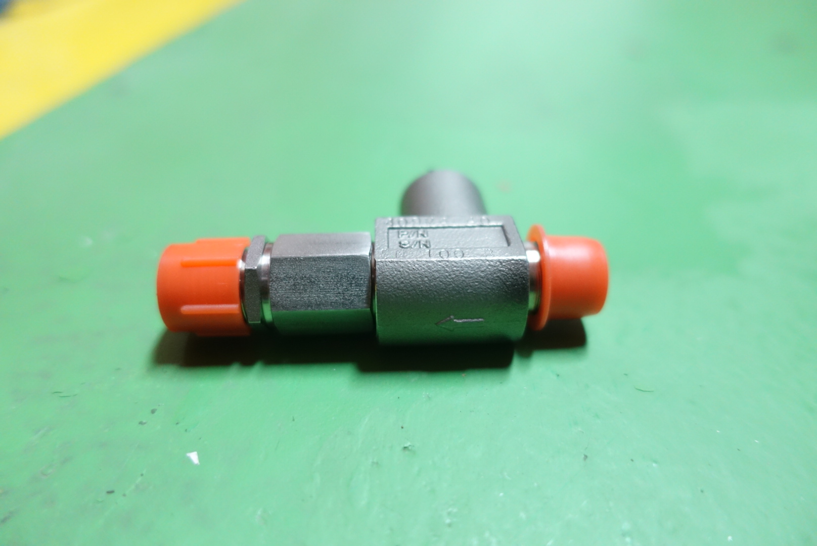 VALVE,RELIEF,MNPTXFNPT,1/4,1/4,409M4F4Q thumbnail