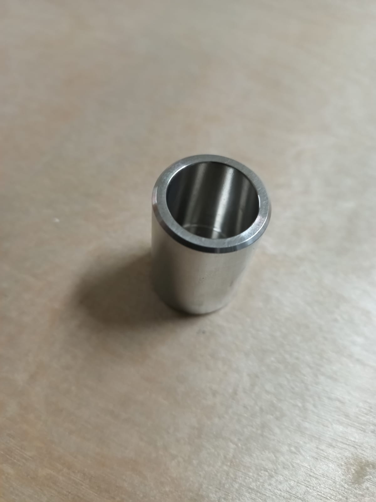 PLUG,VALVE,1E398135072 thumbnail
