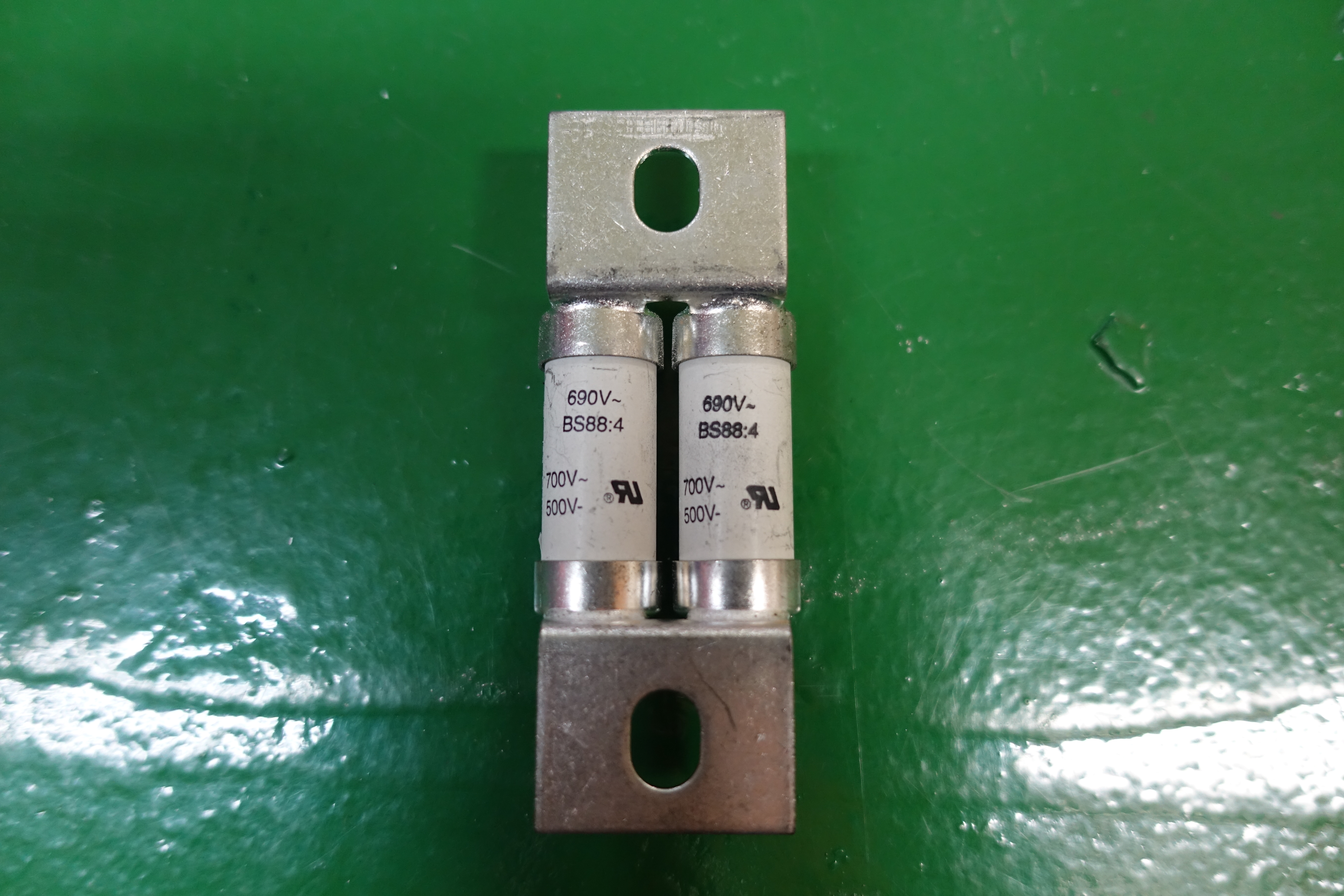 FUSE LINK,LV,CARTRIDGE,690V,GG,160A thumbnail