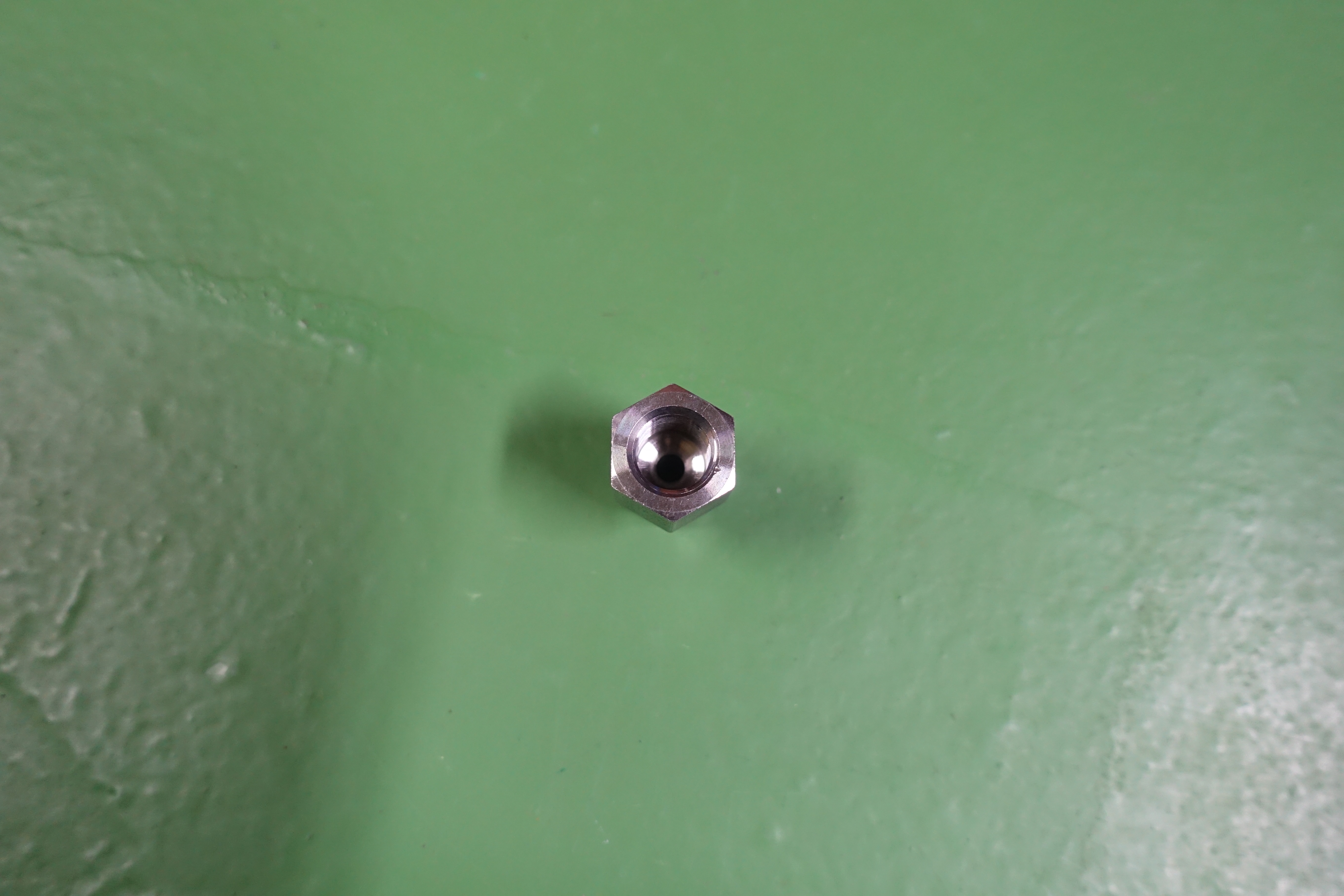 ADAPTOR,COMPR TYPE,STR,SS-600-7-4 thumbnail