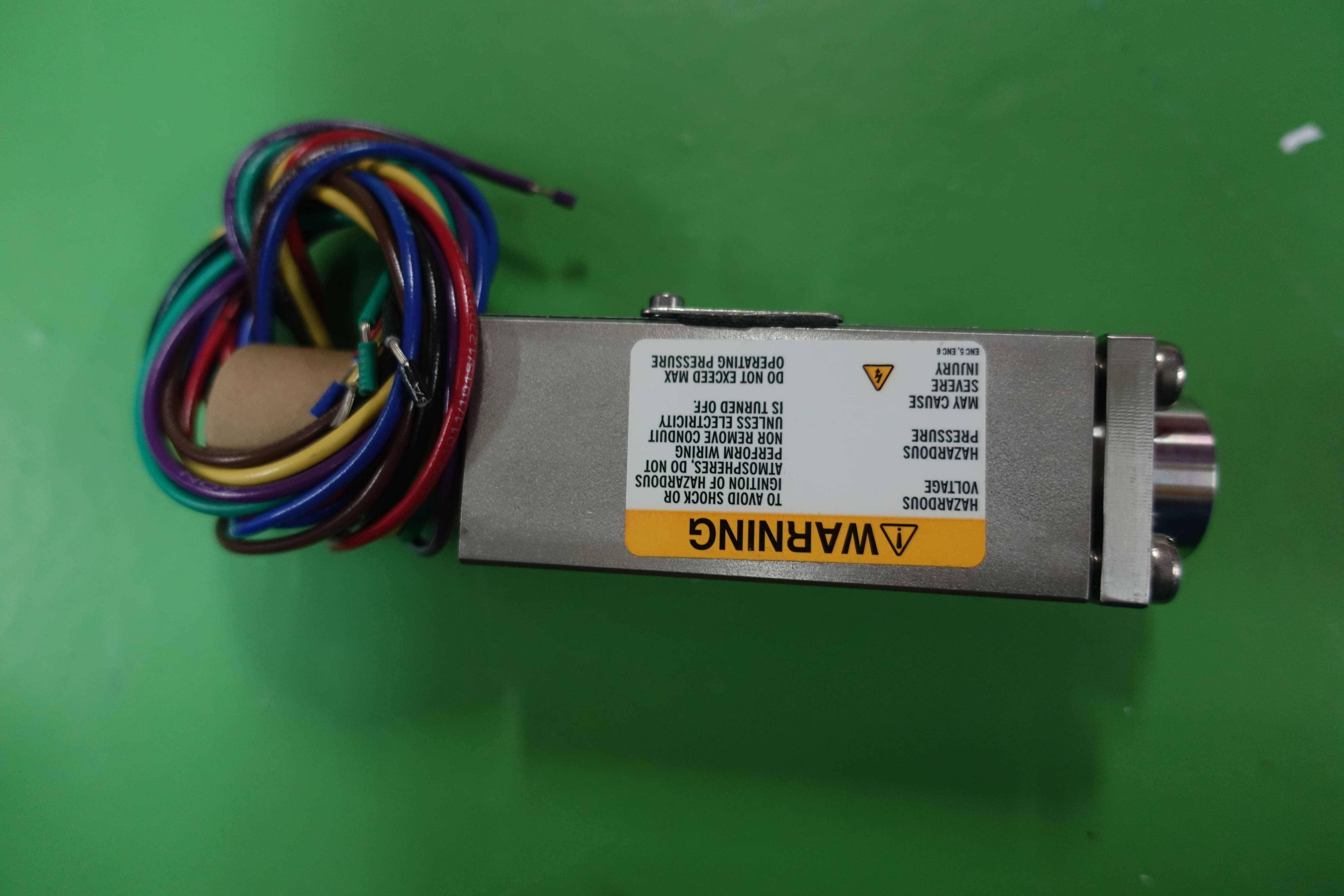 SWITCH,PRESS,125-250VAC,DPDT,132P44CC6H thumbnail